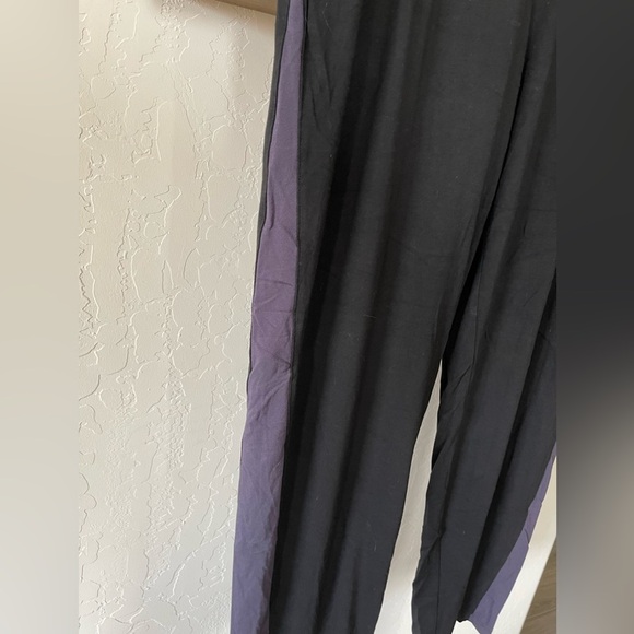 Logo by Lori Goldstein|Navy loungewear, super soft pants•••two tone, neutral, L - Picture 9 of 14